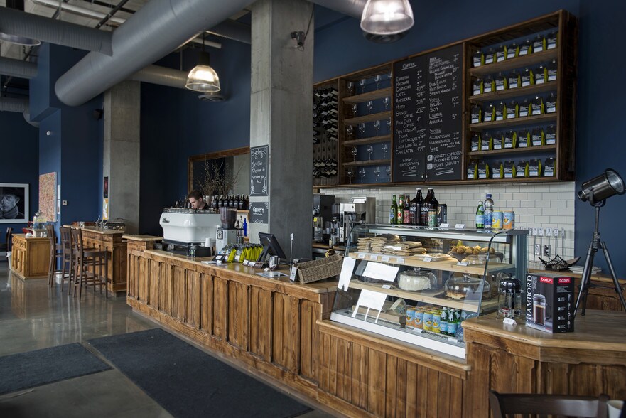 More Photos Of 1011 9th Ave SE, Calgary Office For Lease