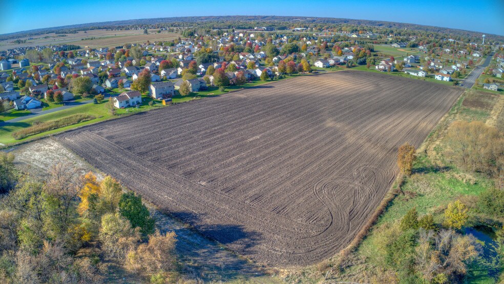 More Photos Of 2X S Ash St, Belle Plaine Land For Sale