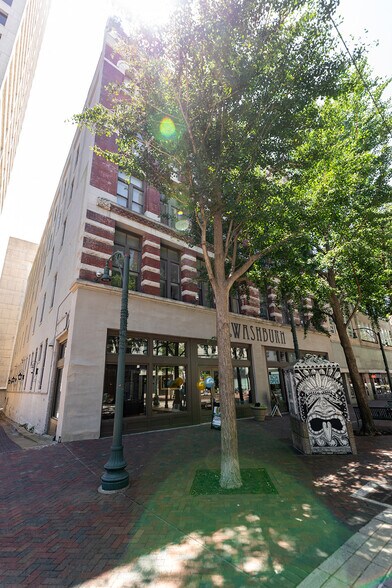 More Photos Of 60 S Main St, Memphis Apartments For Sale