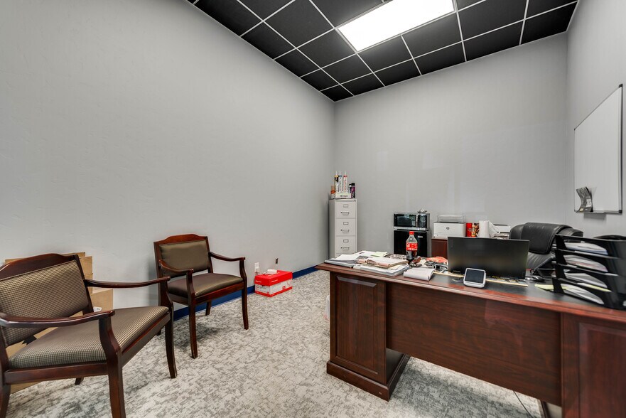 More Photos Of 2400 Steven Rd, Odessa Warehouse For Sale