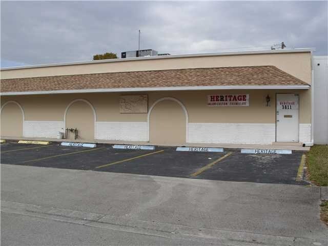 More Photos Of 3811 NW 49th St, Tamarac Light Distribution For Sale