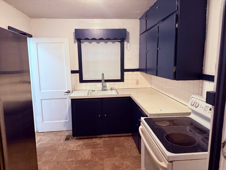 More Photos Of , Wichita Multifamily For Sale
