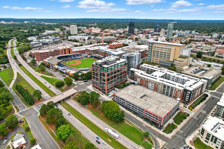 More Photos Of 555 S Mangum St, Durham Office For Lease