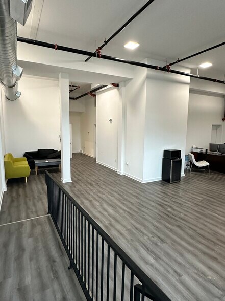 More Photos Of 2033 E Lehigh Ave, Philadelphia Apartments For Lease