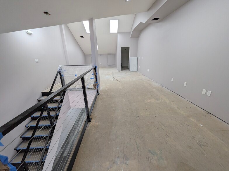 More Photos Of 10045 Overseas Hwy, Marathon Medical For Lease