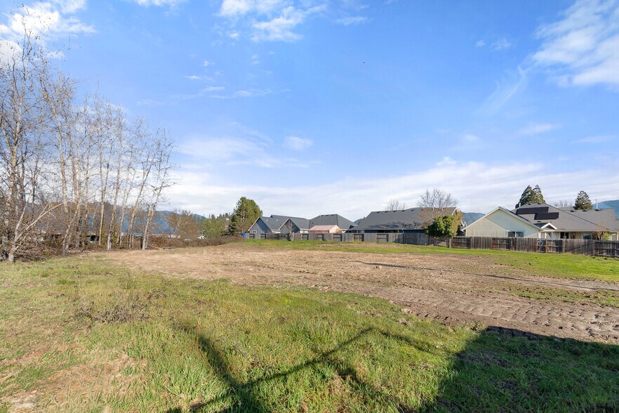 More Photos Of 1731 Williams Hwy, Grants Pass Land For Sale