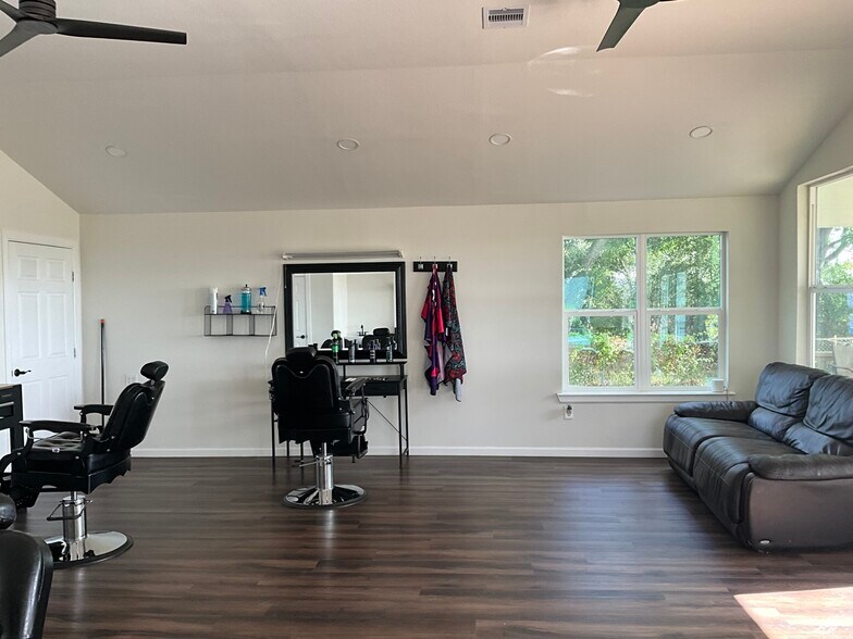 More Photos Of 21095 FM 362 Rd, Waller Flex For Sale