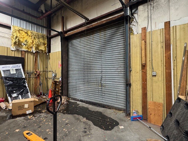 More Photos Of 388 South Ave, Staten Island Service For Lease