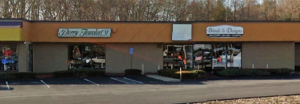 More Photos Of 154 Faunce Corner Rd, North Dartmouth Storefront Retail Office For Lease