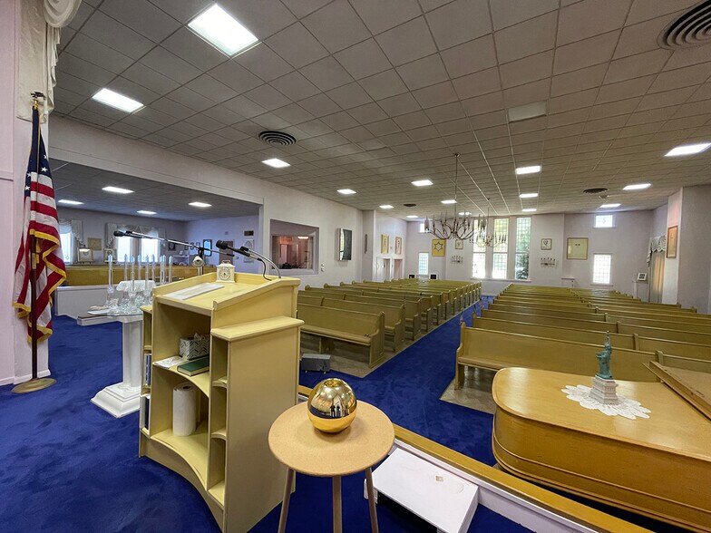 More Photos Of 1017 23rd St, Sacramento Religious Facility For Sale