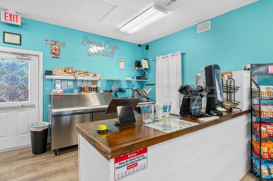 More Photos Of 213 E Market St, Troy Office For Sale