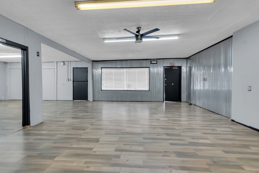 More Photos Of 4600 NE 28th St, Haltom City Storefront Retail Office For Sale