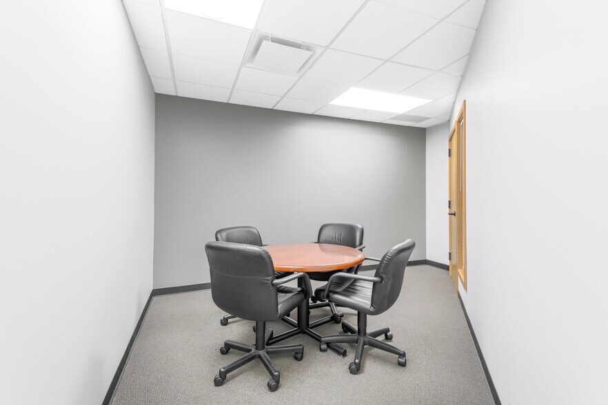 More Photos Of 11335 NE 122nd Way, Kirkland Coworking Space