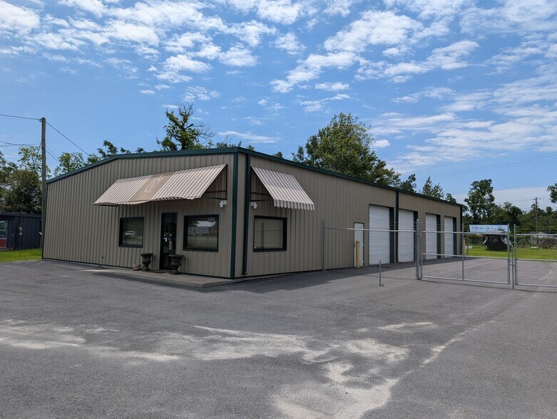 More Photos Of 1319 W Hill Ave, Valdosta Auto Repair For Sale