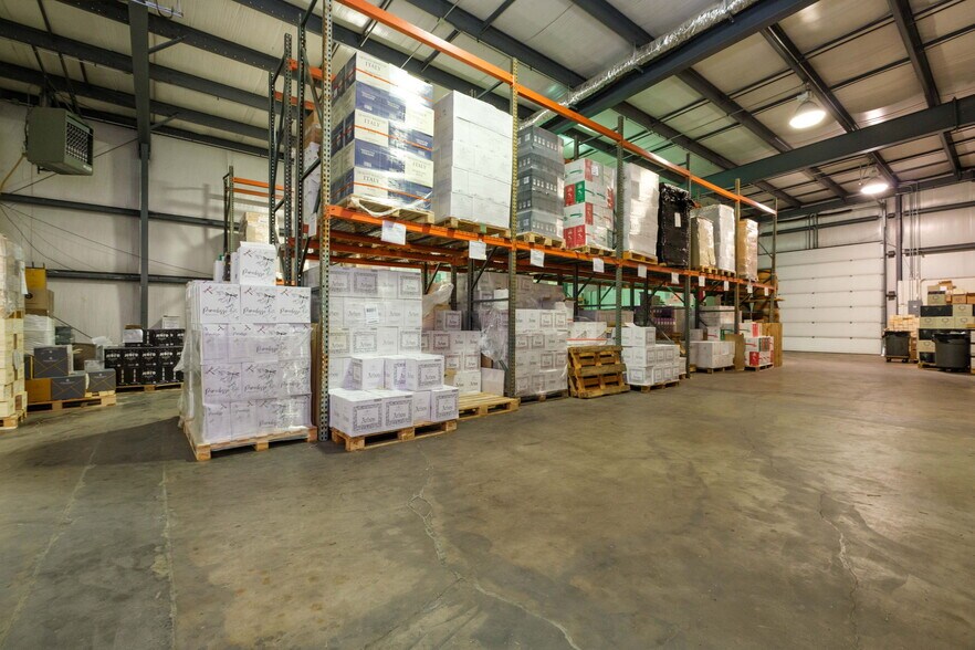 More Photos Of 1780 Dealton Ave, Harrisonburg Light Distribution For Lease
