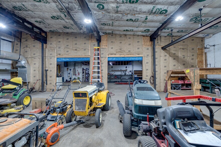 More Photos Of 164 Orchard dr, Timberville Light Distribution For Sale