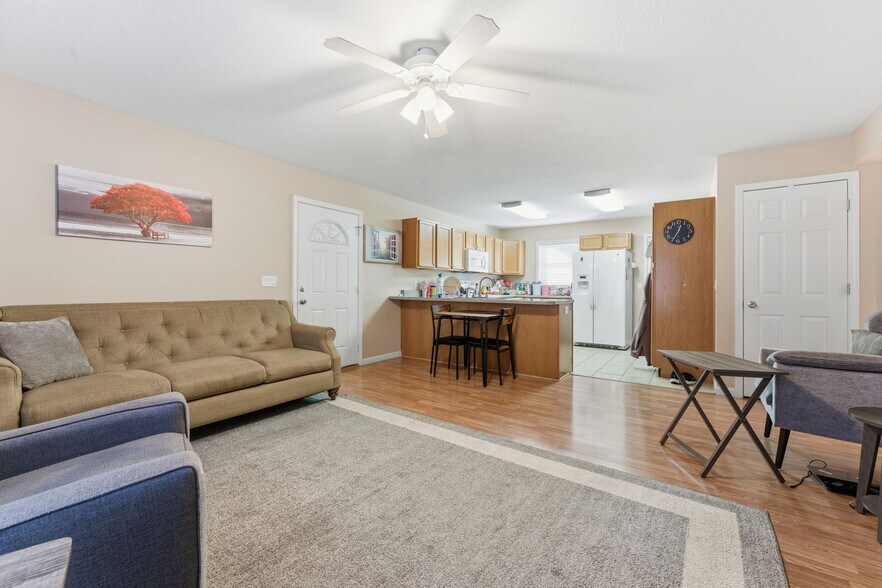 More Photos Of 520 Baird Cove Rd, Franklin Apartments For Sale