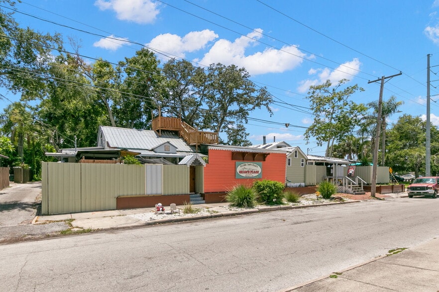 More Photos Of 3109 N Ola Ave, Tampa Hospitality For Sale