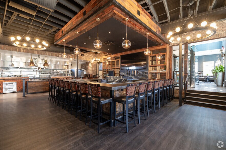 More Photos Of 140 Main St, North Easton Restaurant For Lease