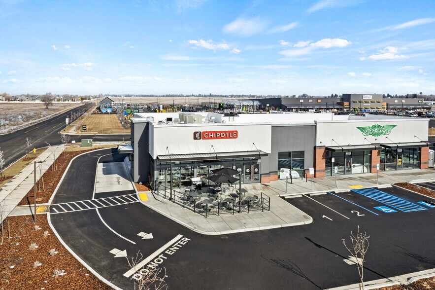 More Photos Of 9226 West US 2, Spokane Storefront For Sale