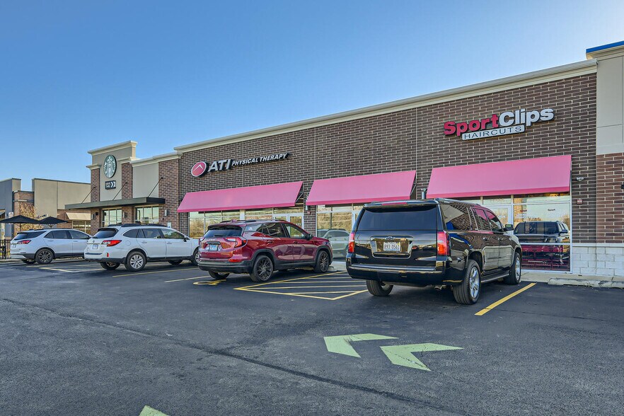 More Photos Of 11525 US Highway 14, Woodstock General Retail For Lease