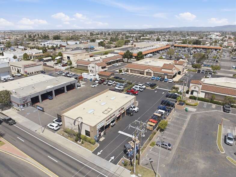 More Photos Of , Santa Maria General Retail For Sale
