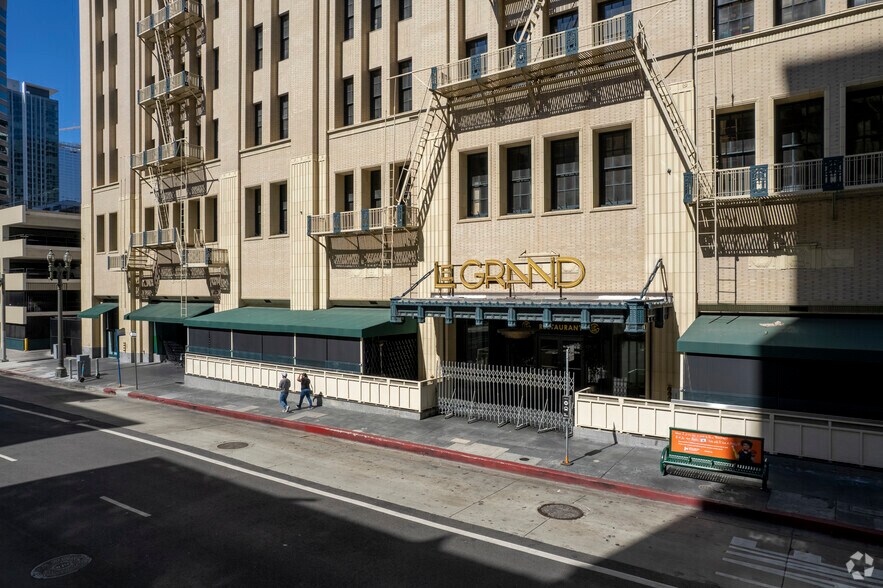 More Photos Of 600 W 7th St, Los Angeles Industrial For Lease