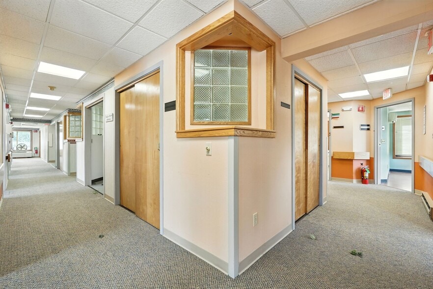 More Photos Of 185 West Ave, Ludlow Medical For Sale
