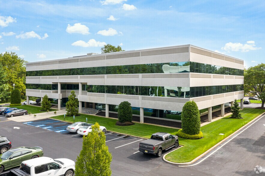 More Photos Of 1030 Broad St, Shrewsbury Unknown For Lease