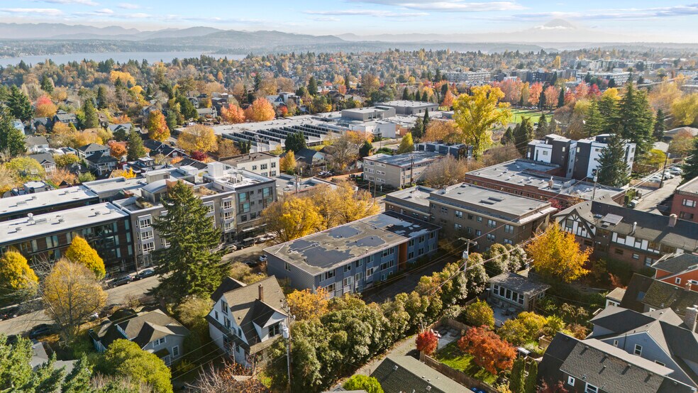 More Photos Of 507 19th Ave E, Seattle Apartments For Sale