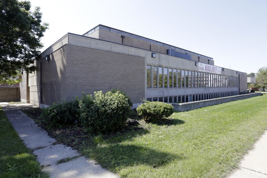 More Photos Of , Chicago Unknown For Sale