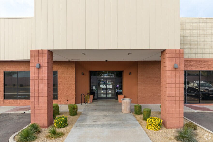 More Photos Of 4030 E Thunderbird Rd, Phoenix Storefront Retail Office For Lease
