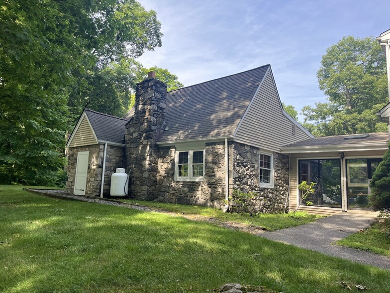 Primary Photo Of 569 Main St, Monroe Office For Sale