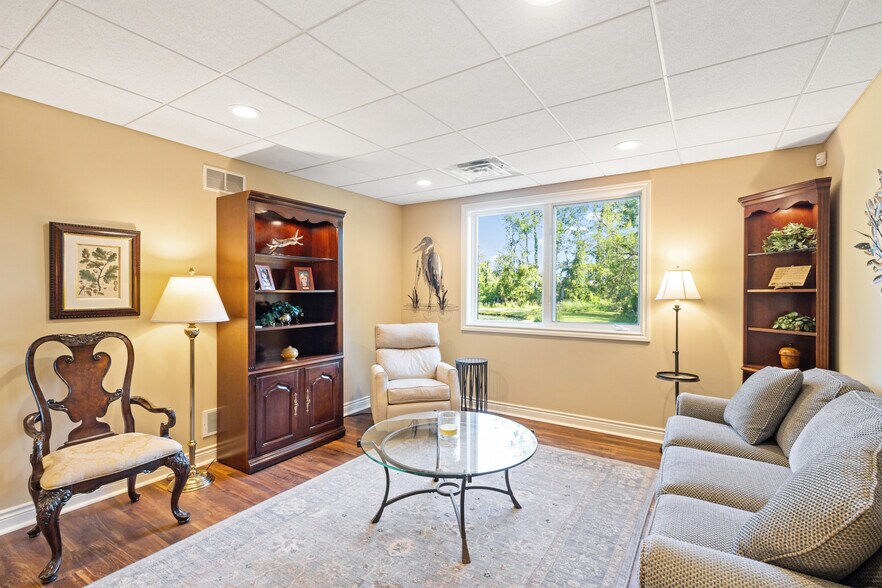 More Photos Of 440 W Centre Ave, Portage Office For Sale