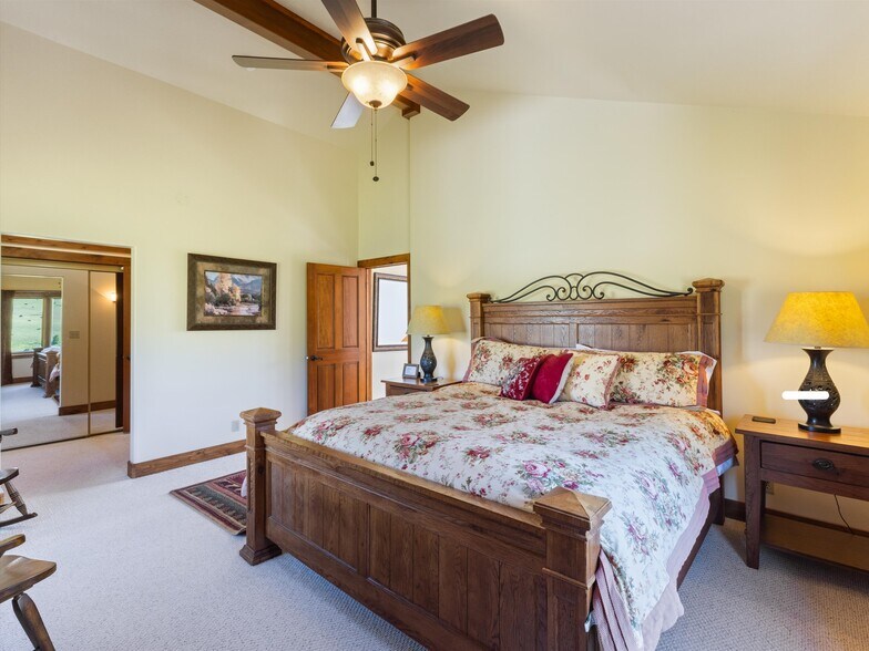 More Photos Of 29 Wineglass Loop S, Livingston Specialty For Sale