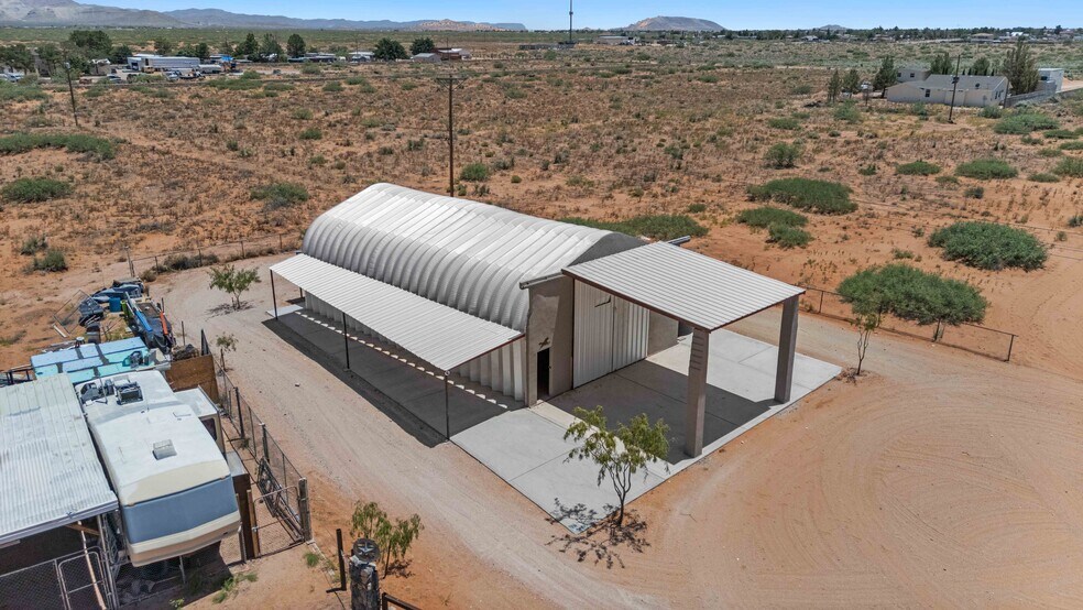 More Photos Of 5001 Gallegos, El Paso Warehouse For Sale