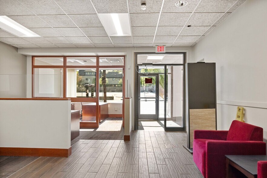 More Photos Of 1847-1855 Massachusetts Ave, Cambridge General Retail For Sale