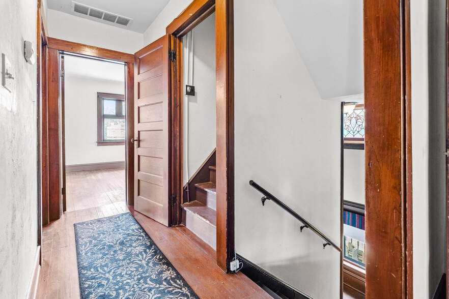 More Photos Of 15522 Madison Ave, Lakewood General Retail For Sale