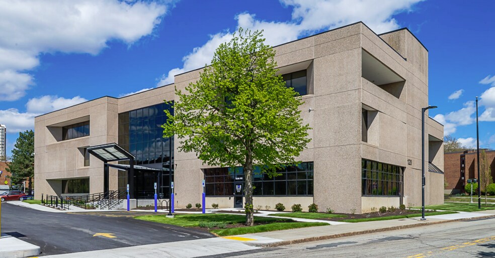 Primary Photo Of 120 Thomas St, Worcester Medical For Lease