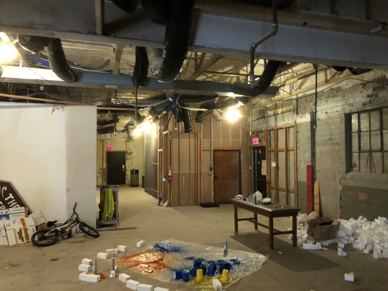 More Photos Of 315 W 3rd St N, Newton Office For Sale