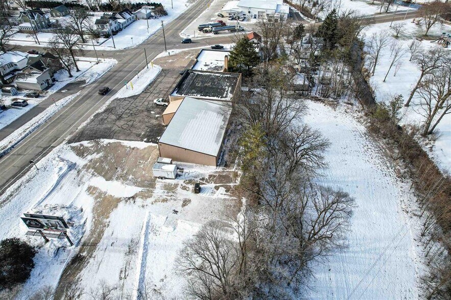 More Photos Of 604 E Wisconsin St, Sparta Industrial For Sale