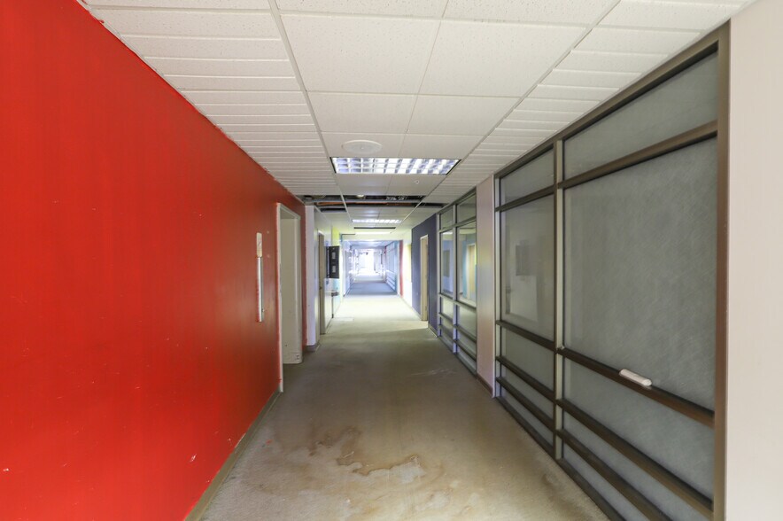 More Photos Of 184 Salem Ave, Dayton Office Residential For Lease