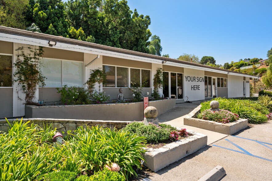 More Photos Of 26510-26516 Crenshaw Blvd, Rolling Hills Medical For Lease
