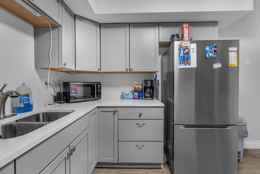 More Photos Of 9201 Kennedy Ave, Highland Apartments For Sale