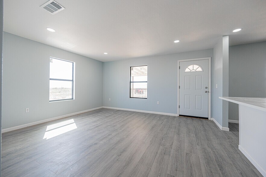 More Photos Of 241 Bass St, Odessa Land For Sale