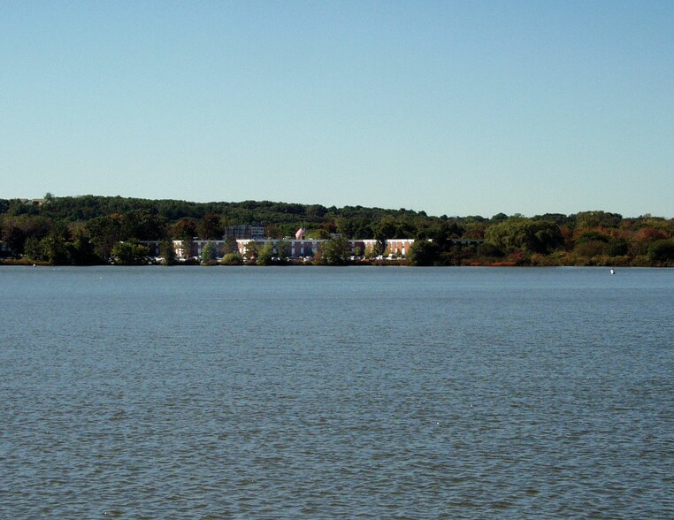 More Photos Of 599 North Ave, Wakefield Office For Lease