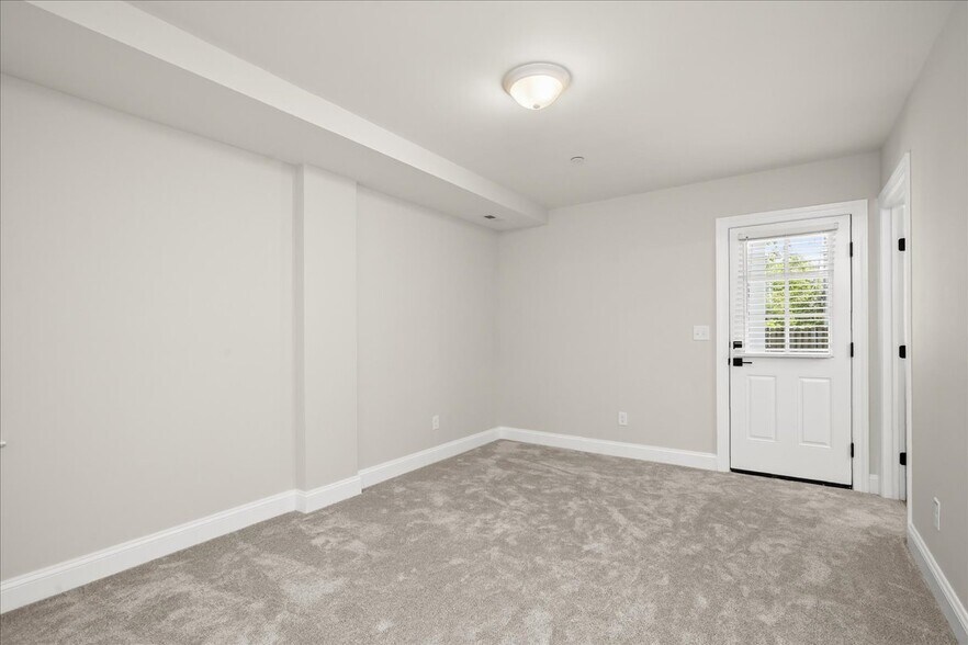 More Photos Of 140 S Washington St, Easton Multifamily For Sale