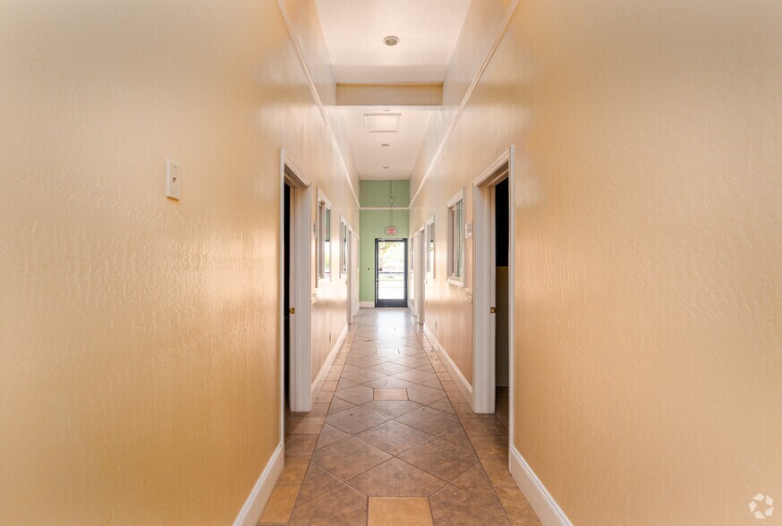 More Photos Of 2935 Oswell St, Bakersfield Medical For Lease