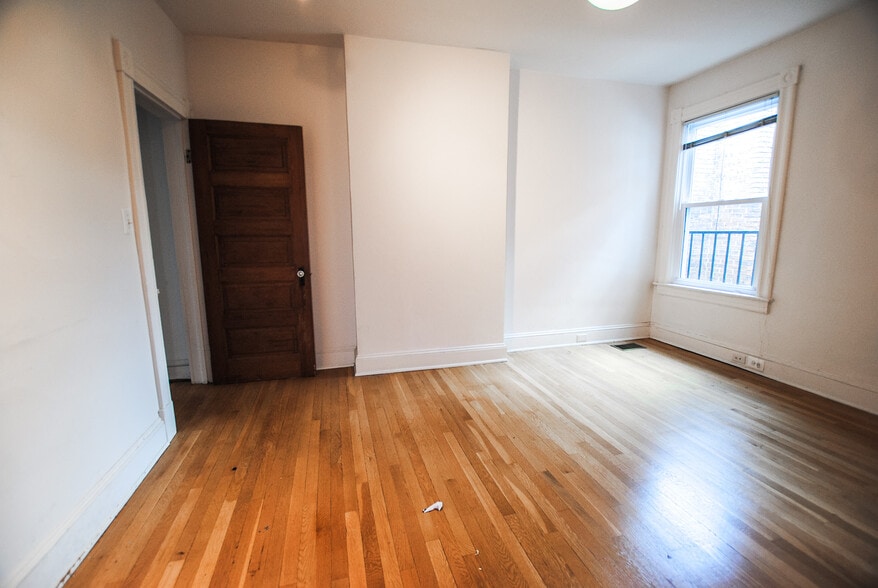 More Photos Of 34 E 25th St, Baltimore Office Residential For Sale