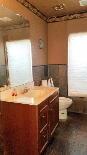 More Photos Of 801 S Decatur Blvd, Las Vegas Medical For Sale